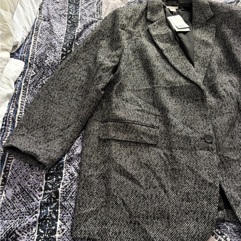 H&M Women’s Oversized Black and Gray Herringbone Blazer - Picture 8 of 11